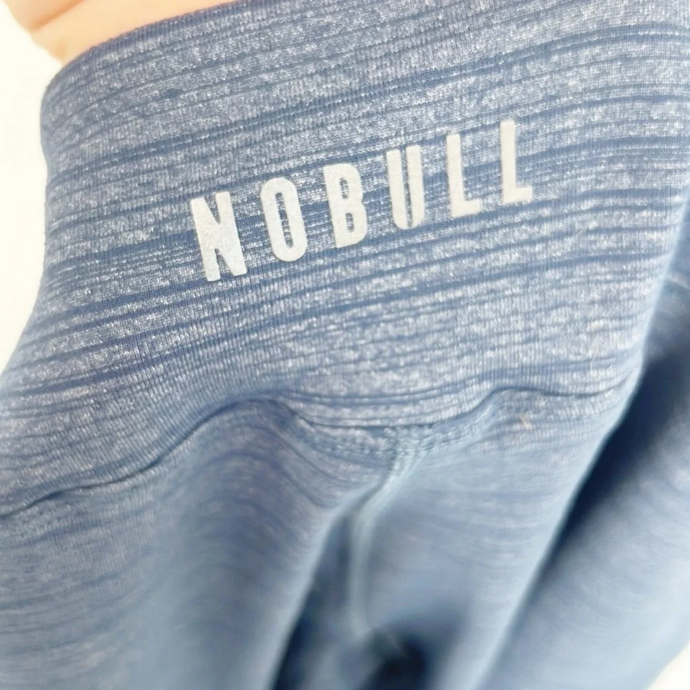 NOBULL Blue Space Dyed Capri Leggings size Medium - Picture 6 of 8